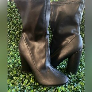 NEVER WORN Leather Heeled Boots